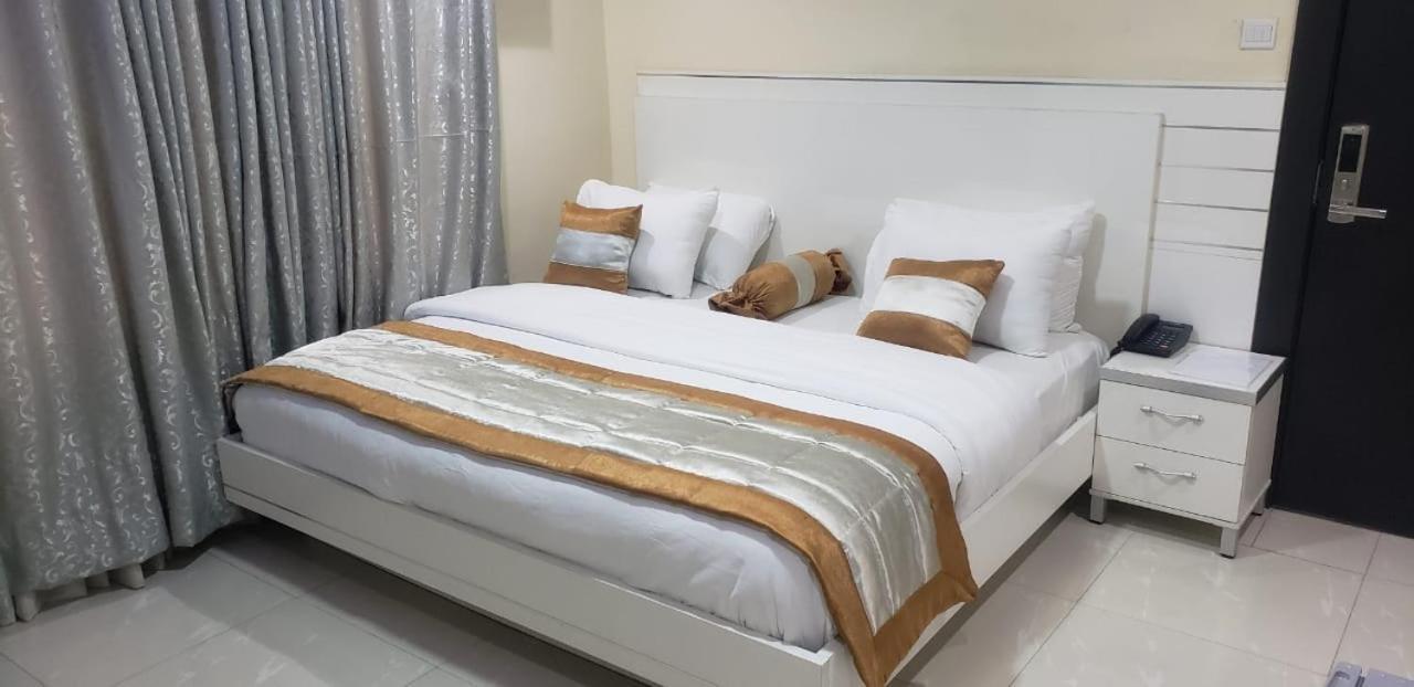Appleville Suites Ikeja Eksteriør bilde